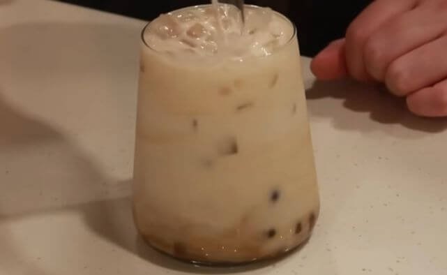 Rice starch boba balls in tea