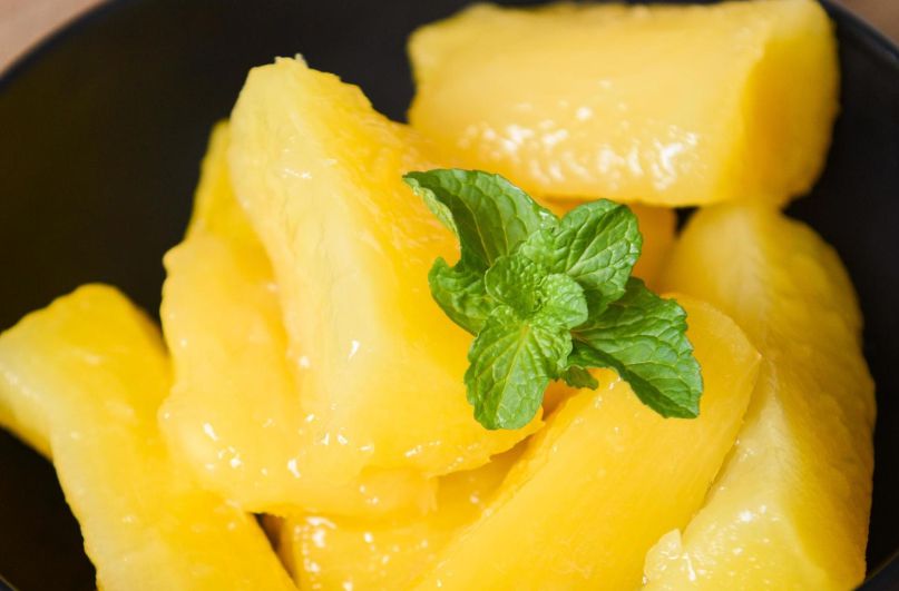 Boiled cassava root served