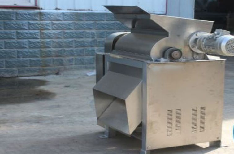 A modern cassava milling machine