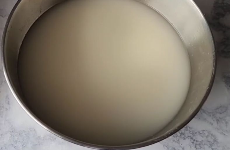 Allowing the starch to settle