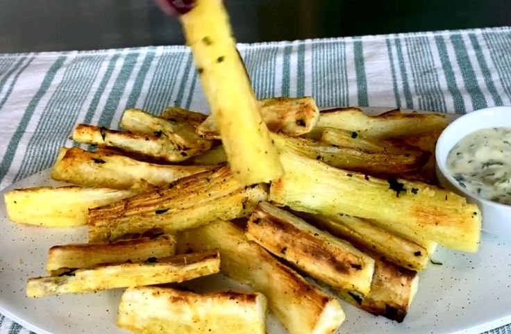 The final baked yuca fries ready to be served