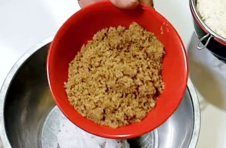 Brown sugar for grated cassava pancake
