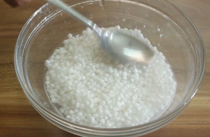 Soaking the sabudana pearls