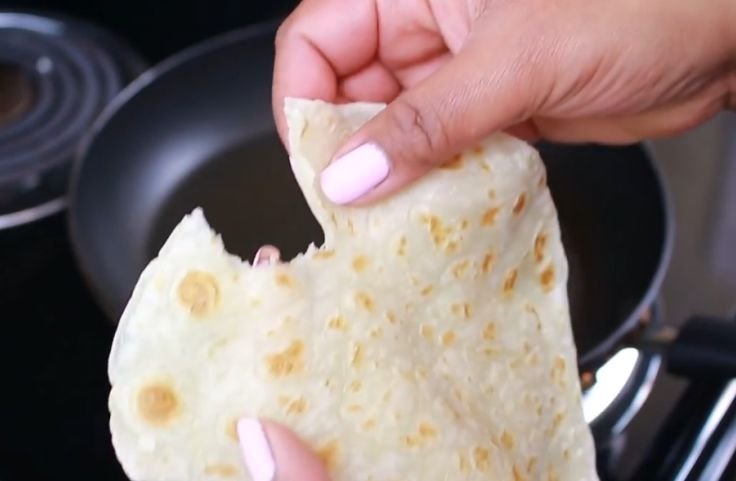 The final result of how to make cassava tortillas with cassava roots