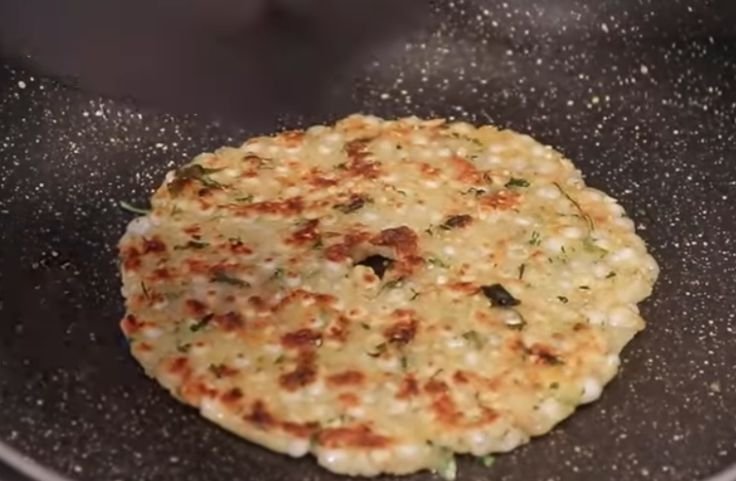 Crispy sabudana thalipeeth