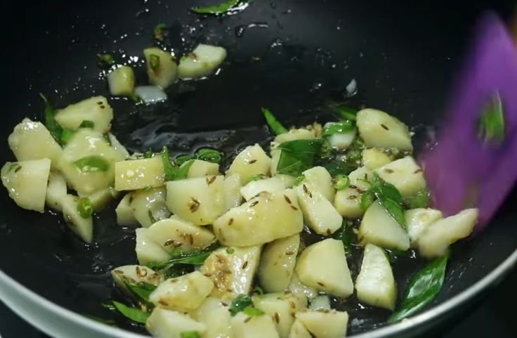 Preparing the potatoes and spices